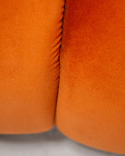 Load image into Gallery viewer, Burnt Orange Chic Circle Sofa