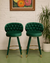 Load image into Gallery viewer, Valentino Stool in Green