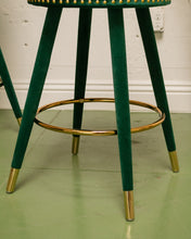 Load image into Gallery viewer, Valentino Stool in Green