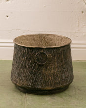 Load image into Gallery viewer, Brutalist Style Large Planter