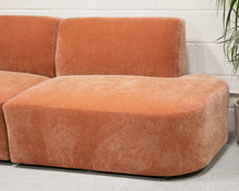 Load image into Gallery viewer, Bonnie Modular 4 Piece Sofa