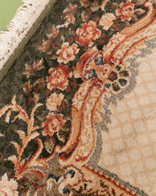 Load image into Gallery viewer, Black Boroque Floral Rug