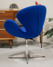 Load image into Gallery viewer, Blue Swan Chair