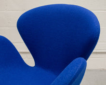 Load image into Gallery viewer, Blue Swan Chair