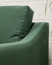 Load image into Gallery viewer, Hauser Sectional Sofa in Bella Hunter Green