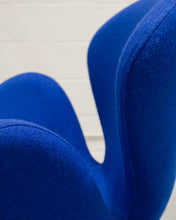 Load image into Gallery viewer, Blue Swan Chair