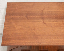 Load image into Gallery viewer, Toscana Dresser