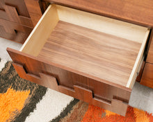 Load image into Gallery viewer, Toscana Dresser