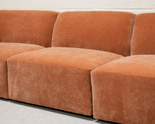Load image into Gallery viewer, Bonnie Modular Chase + Single Seat + Long End