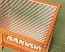 Load image into Gallery viewer, Walnut Magazine Side Table