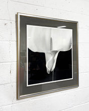 Load image into Gallery viewer, Framed Photo of Calla Lily by Robert Mapplethorpe
