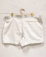 Load image into Gallery viewer, Vintage White Shorts (38)