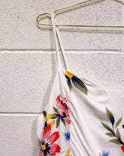 Load image into Gallery viewer, Old Navy Floral Summer Dress (XXL)