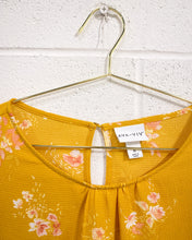 Load image into Gallery viewer, Gold Ava & Viv Blouse - As Found (1X)