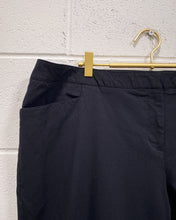 Load image into Gallery viewer, Lane Bryant Black Cropped Slacks (22)