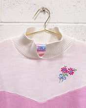 Load image into Gallery viewer, Vintage Pink and White Sweater