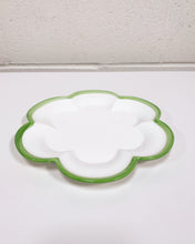 Load image into Gallery viewer, Flower Plate with Green Edge

