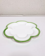 Load image into Gallery viewer, Flower Plate with Green Edge