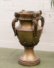 Load image into Gallery viewer, Lion Brass Vase