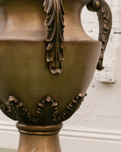 Load image into Gallery viewer, Lion Brass Vase