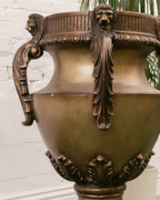 Load image into Gallery viewer, Lion Brass Vase
