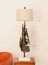 Load image into Gallery viewer, Brutalist Lamp