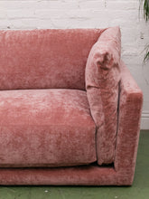 Load image into Gallery viewer, Hansel Modular Sofa in Bianca Rosewood