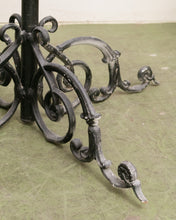 Load image into Gallery viewer, Planter Holder