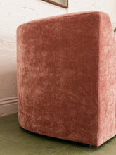 Load image into Gallery viewer, Bonnie 2 Piece Sectional Sofa in Bianca Rosewood