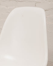 Load image into Gallery viewer, Modernica Shell Chair