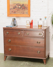 Load image into Gallery viewer, Duncan Phyfe Chest of Drawers