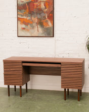 Load image into Gallery viewer, Slat Desk