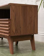 Load image into Gallery viewer, Slat Nightstands Pair