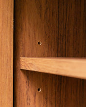 Load image into Gallery viewer, Axel Slat Credenza Media Stand