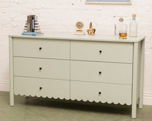 Load image into Gallery viewer, Mint Dixieland Dresser