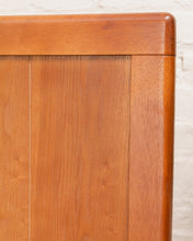 Load image into Gallery viewer, Madeline Twin Bed