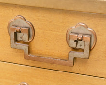 Load image into Gallery viewer, Vintage 60’s Hollywood Regency Dresser