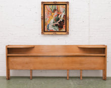 Load image into Gallery viewer, American of Martinsville Bed