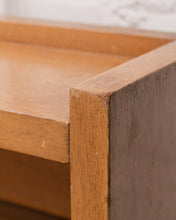 Load image into Gallery viewer, American of Martinsville Bed