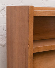 Load image into Gallery viewer, American of Martinsville Bed