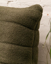 Load image into Gallery viewer, Slouchy 70's Style Lounge Chair in Green