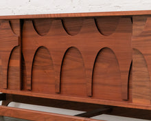 Load image into Gallery viewer, Scandinavian Credenza