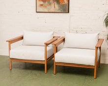 Load image into Gallery viewer, Sabrina Outdoor Teak Lounge