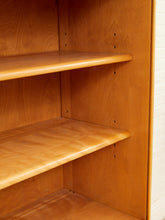 Load image into Gallery viewer, Heywood Wakefield Hutch