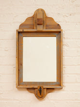 Load image into Gallery viewer, Rustic Vintage Primitive Mirror