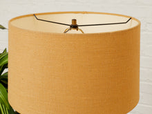 Load image into Gallery viewer, Terry Brown Studio Pottery Lamp