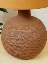 Load image into Gallery viewer, Terry Brown Studio Pottery Lamp