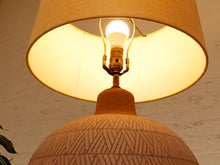 Load image into Gallery viewer, Terry Brown Studio Pottery Lamp