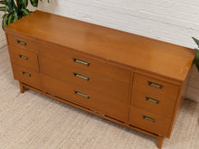 Load image into Gallery viewer, 9 Drawer Wood Dresser Rectangle Drawer Pulls