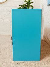 Load image into Gallery viewer, Memphis Style Dresser